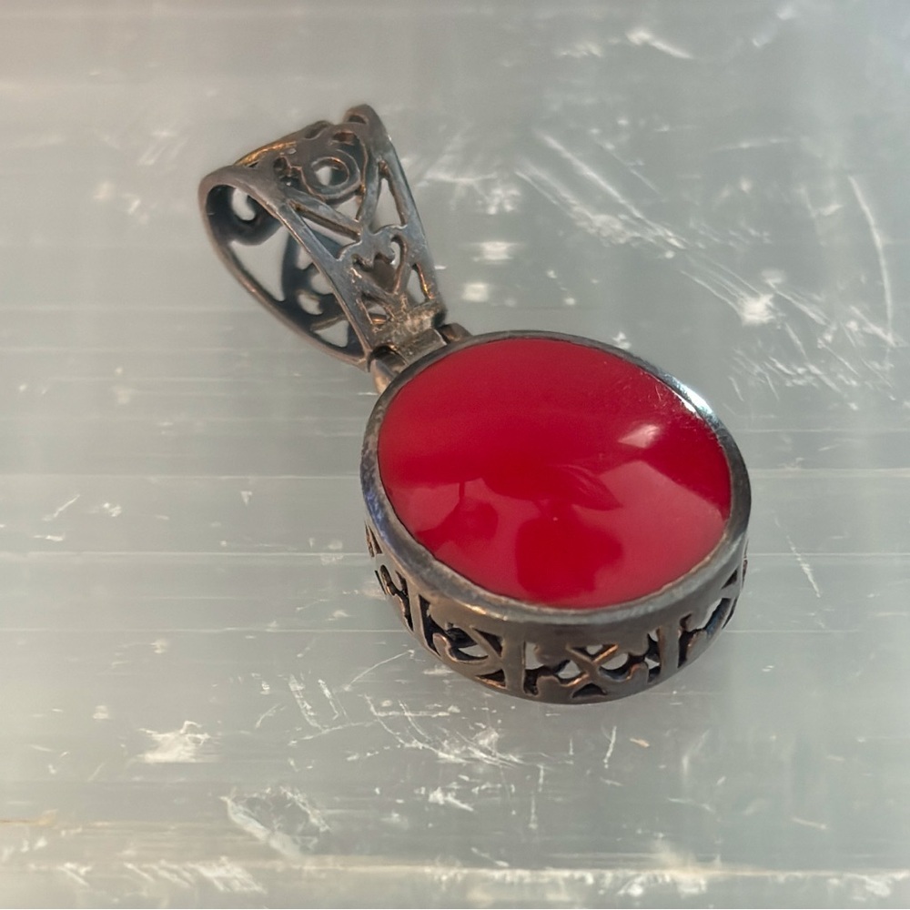 Silpada Sterling Silver Red Cabochon Filigree Pendant & Earrings Set 925 - Picture 4 of 6